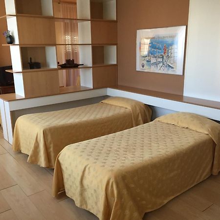 Nuovo Hotel Vigevano Habitación foto
