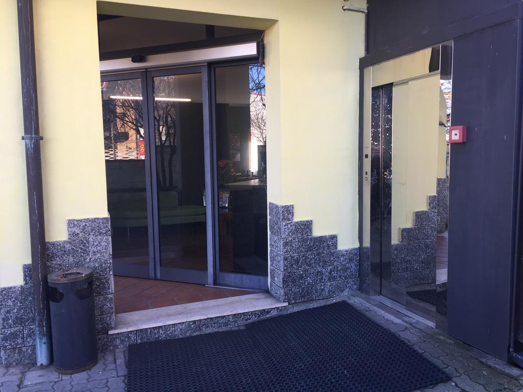 Nuovo Hotel Vigevano Exterior foto