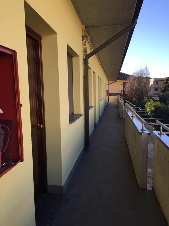 Nuovo Hotel Vigevano Exterior foto
